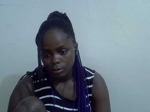 Sweet-diva live cam on BongaCams