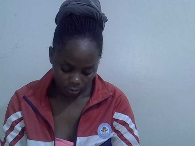 Sweet-diva live cam on BongaCams
