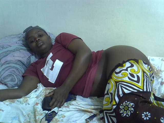 Sweet-diva live cam on BongaCams