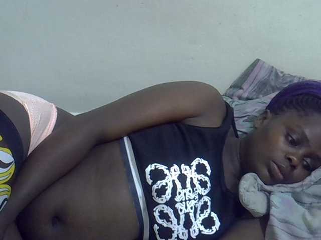 Sweet-diva live cam on BongaCams