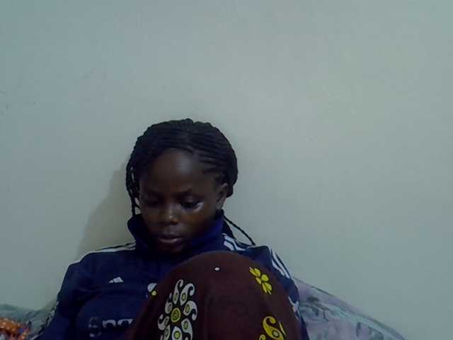 Sweet-diva live cam on BongaCams