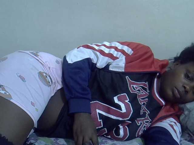 Sweet-diva webcam bongacams model stream image