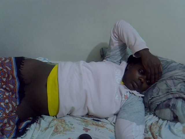 Sweet-diva live cam on BongaCams