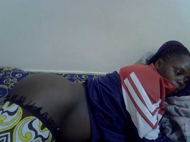 Sweet-diva live cam on BongaCams