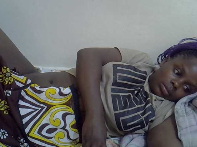 Sweet-diva live cam on BongaCams