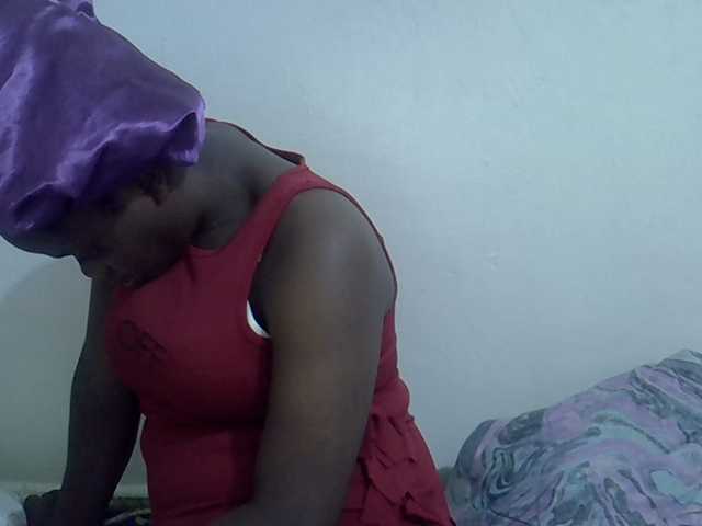 Sweet-diva live cam on BongaCams