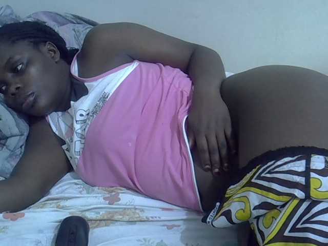 Sweet-diva live cam on BongaCams
