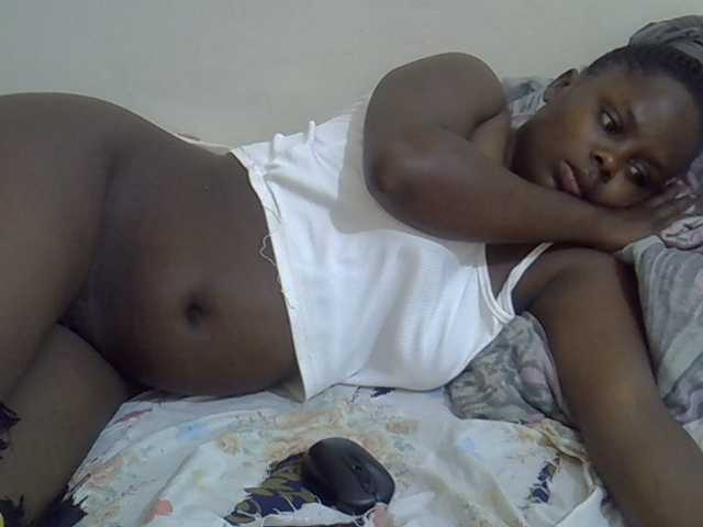 Sweet-diva live cam on BongaCams