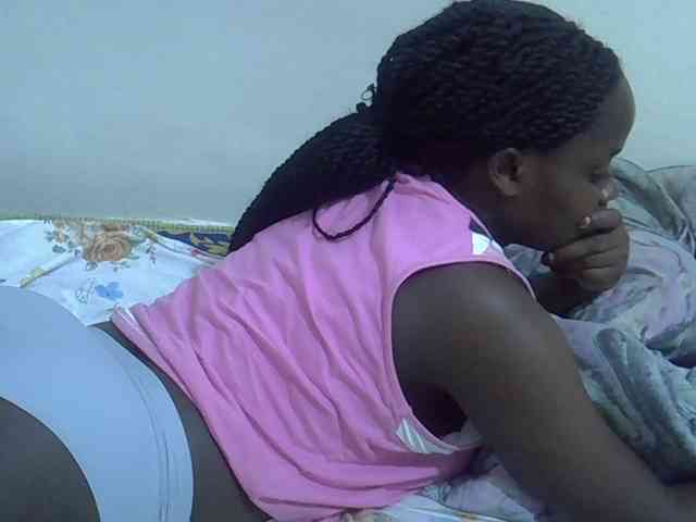 Model: Sweet-diva