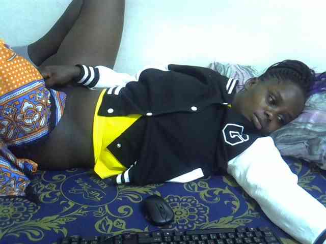 Model: Sweet-diva