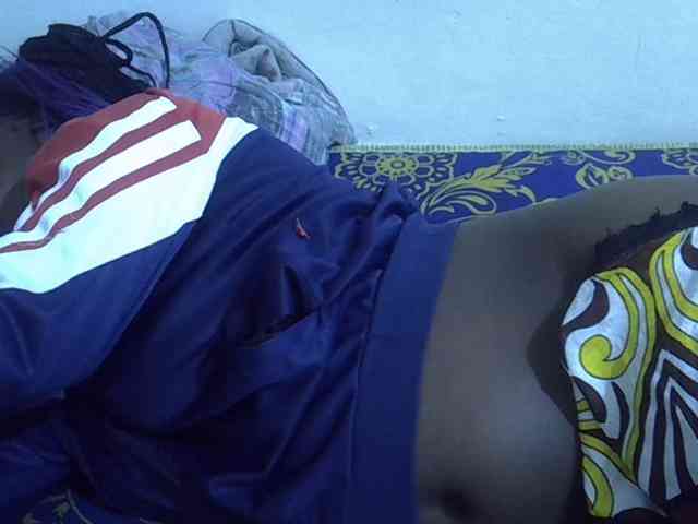 Model: Sweet-diva