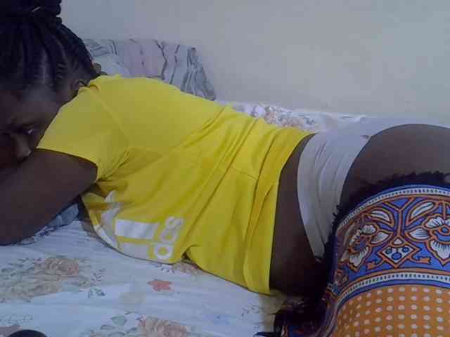 Model: Sweet-diva