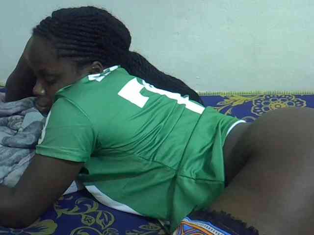 Model: Sweet-diva