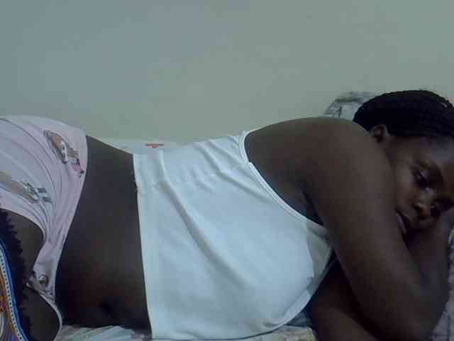 Model: Sweet-diva