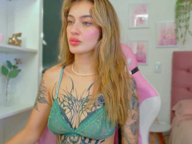 TaylorKnapp live cam on BongaCams