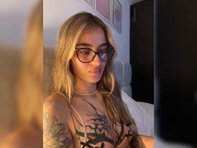 TaylorKnapp live cam on BongaCams