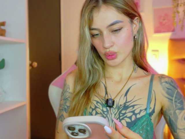 Taylorlust live cam preview