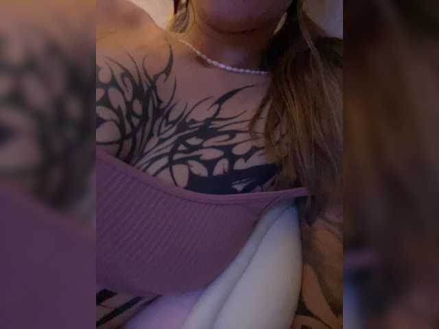 TaylorKnapp live cam on BongaCams