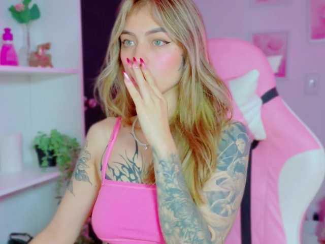 TaylorKnapp live cam on BongaCams