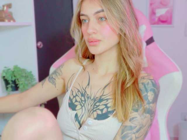 TaylorKnapp live cam on BongaCams