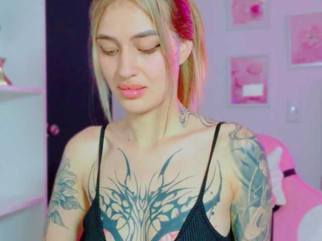 TaylorKnapp live cam on BongaCams