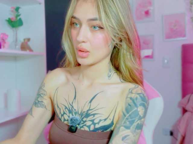 TaylorKnapp live cam on BongaCams