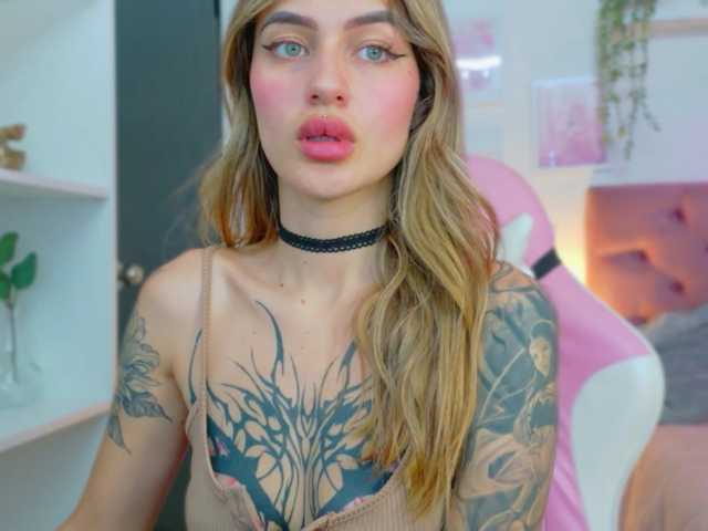 TaylorKnapp live cam on BongaCams