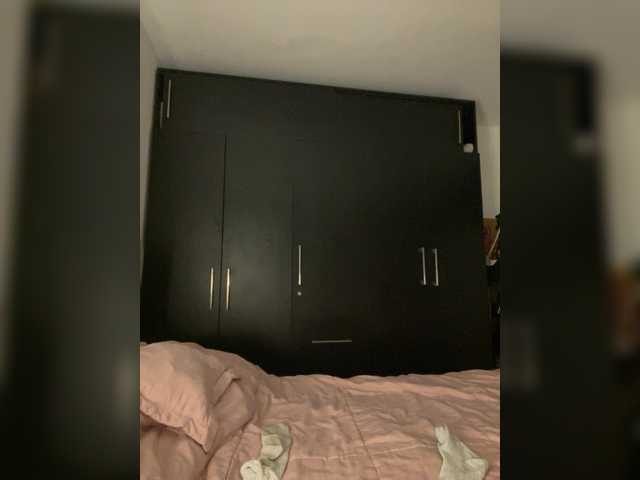 TaylorKnapp live cam preview