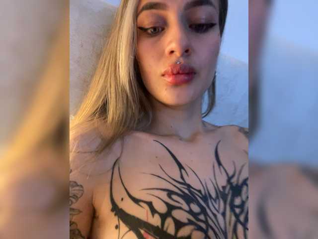 TaylorKnapp live cam on BongaCams