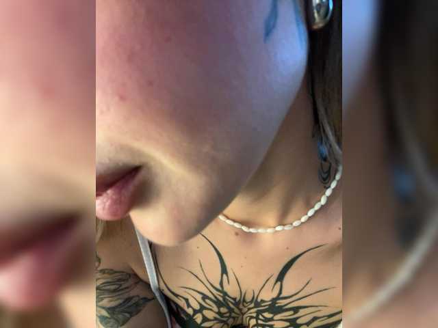TaylorKnapp live cam on BongaCams