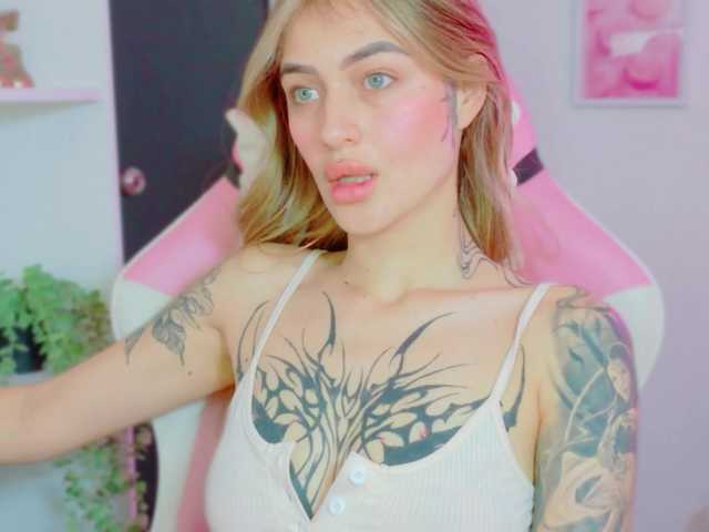 TaylorKnapp live cam on BongaCams