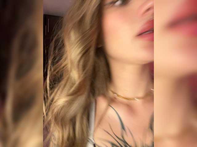TaylorKnapp live cam on BongaCams