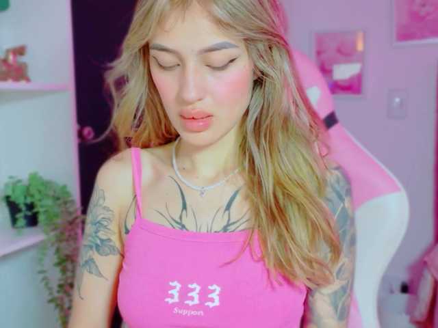 TaylorKnapp live cam on BongaCams