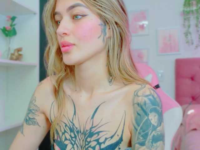 TaylorKnapp live cam on BongaCams
