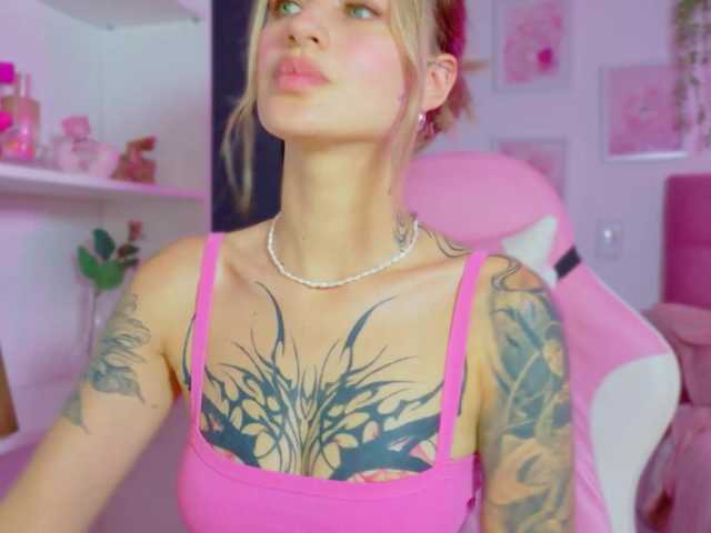 TaylorKnapp live cam on BongaCams