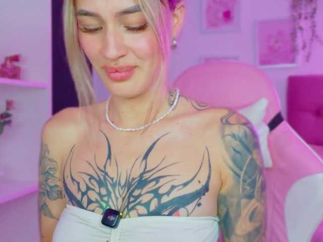 TaylorKnapp live cam on BongaCams