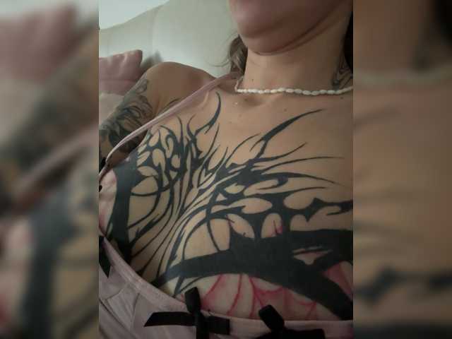 TaylorKnapp, en directo ahora en BongaCams