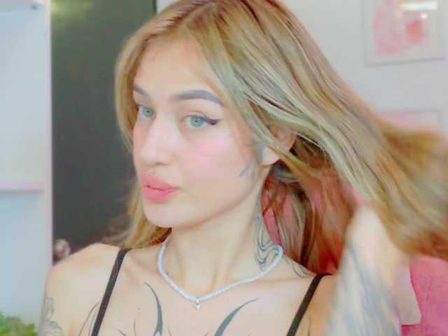 TaylorKnapp live cam on BongaCams
