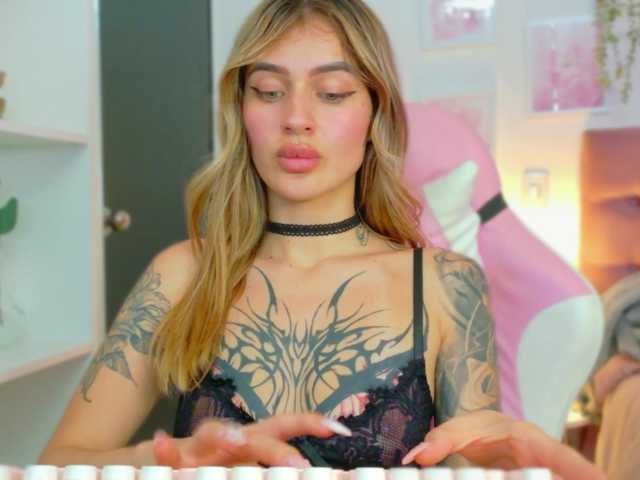 TaylorKnapp live cam preview