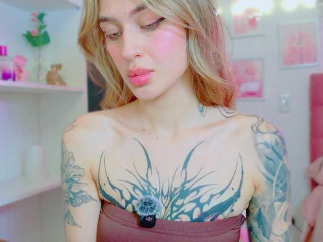 TaylorKnapp live cam on BongaCams