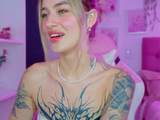 TaylorKnapp live cam on BongaCams