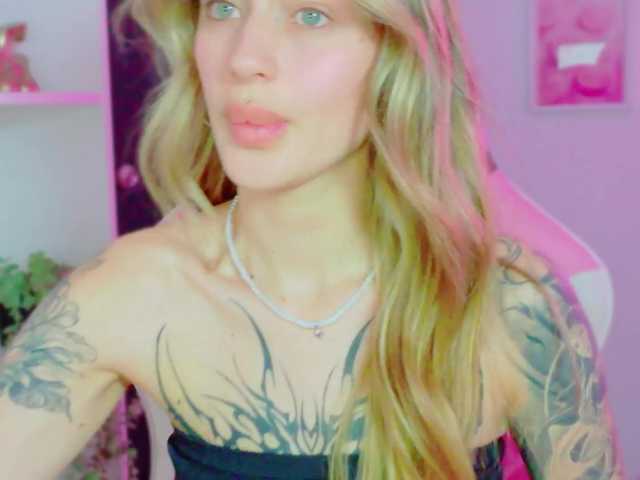 TaylorKnapp live cam on BongaCams