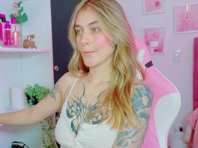 TaylorKnapp live cam on BongaCams