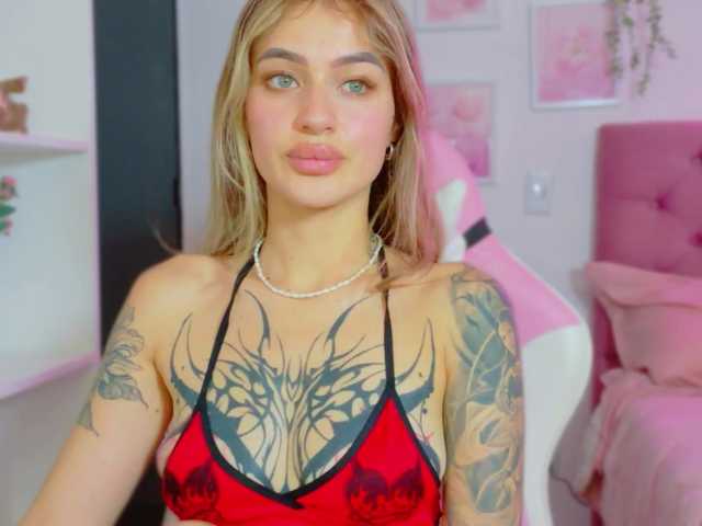 TaylorKnapp live cam on BongaCams