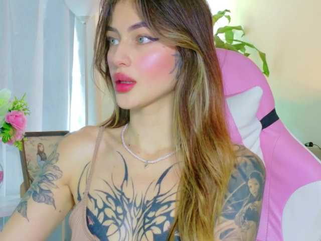 TaylorKnapp's BongaCams show and profile