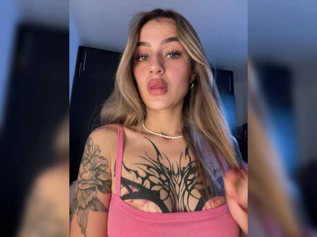TaylorKnapp live cam on BongaCams