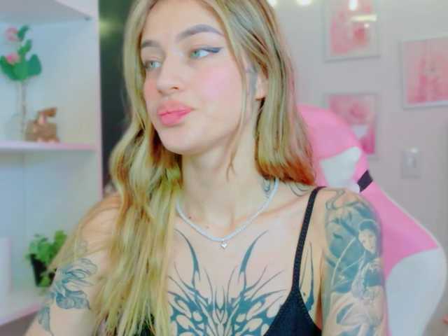 TaylorKnapp live cam on BongaCams