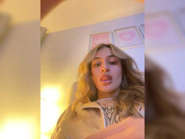 TaylorKnapp live cam on BongaCams