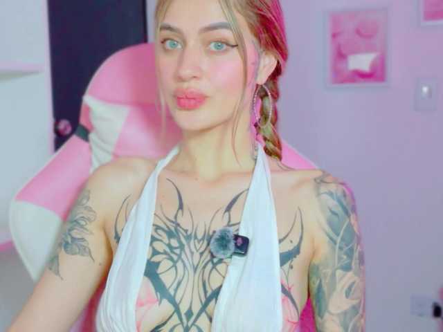 TaylorKnapp live cam on BongaCams