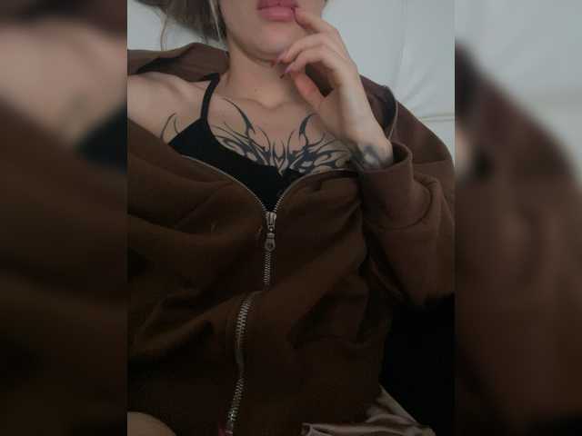 TaylorKnapp live cam on BongaCams